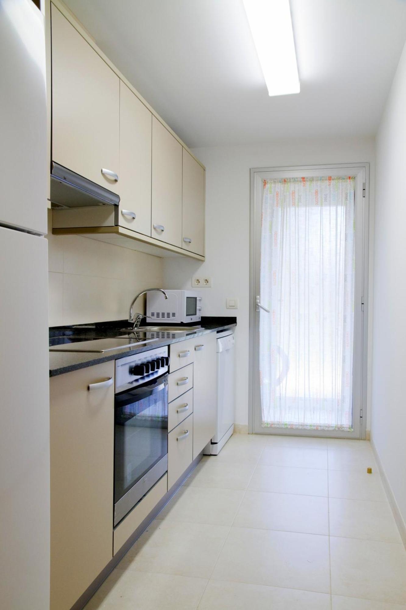 Rentalmar Paradise Families Only Con Parking Salou Exterior foto